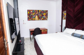 MIJL RESIDENCE - 4 bedroom with pool, Ps5, snooker in lekki
